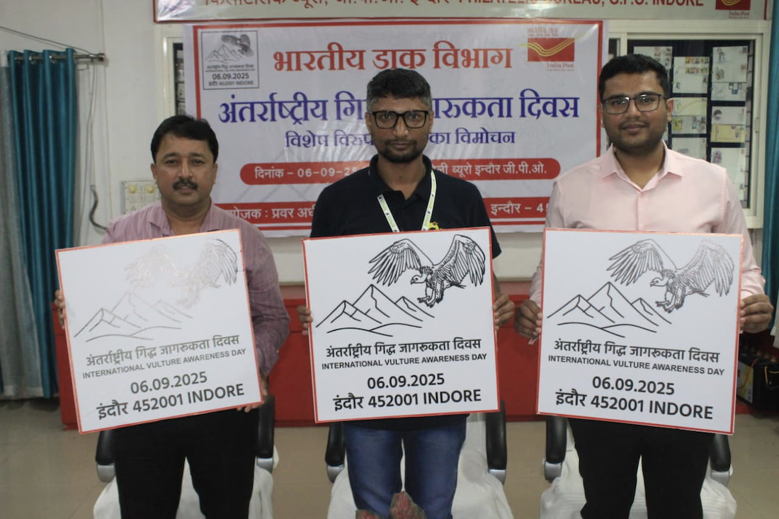 BNHS–VCBC Bhopal and Postal Department Collaborate To Spread The Message Of Vulture Conservation